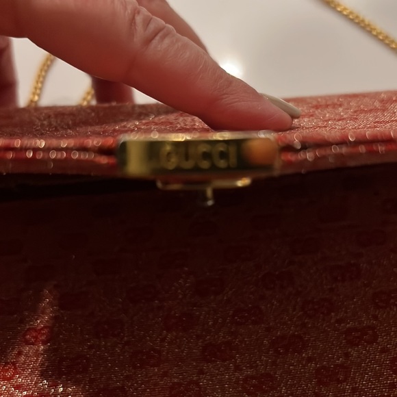 Vintage Gucci clutch red with gold chain - Picture 2 of 6
